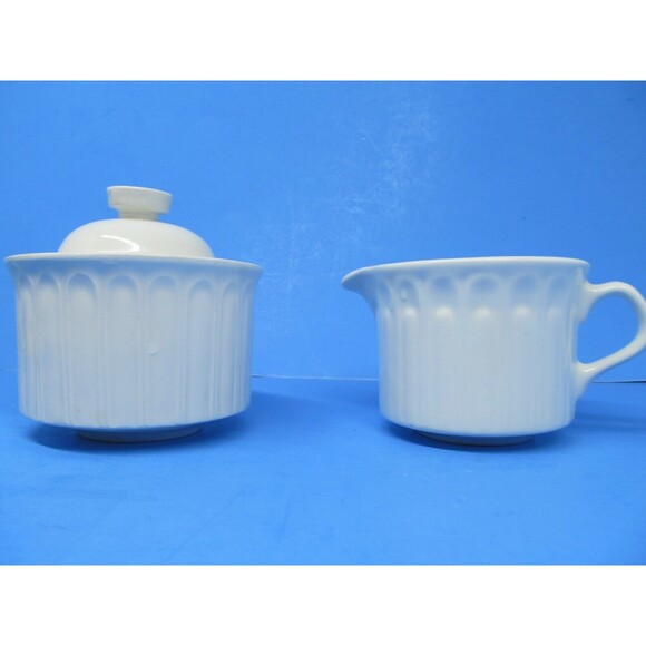 Santa Clara Alegre Arita White Ironstone Sugar Bowl And Creamer Set - Picture 2 of 6
